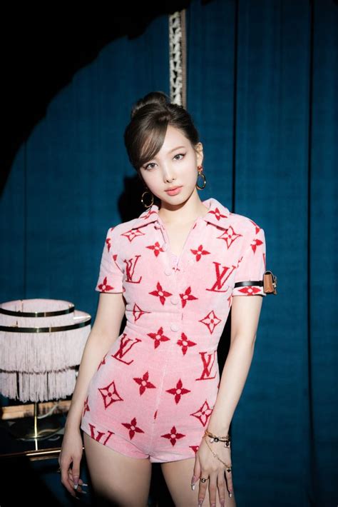 nayeon lv towel outfit|nayeon beach towel.